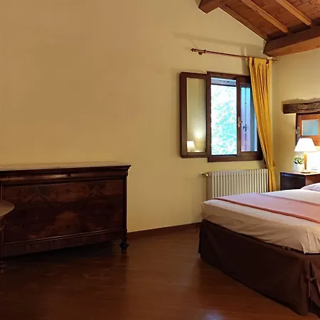 Apartment Da Schio - La Peschiera By World